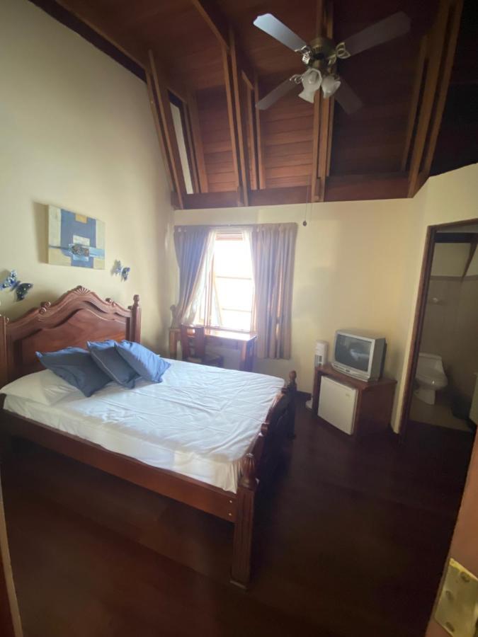 Casa Mora B&B Cartago Eksteriør bilde